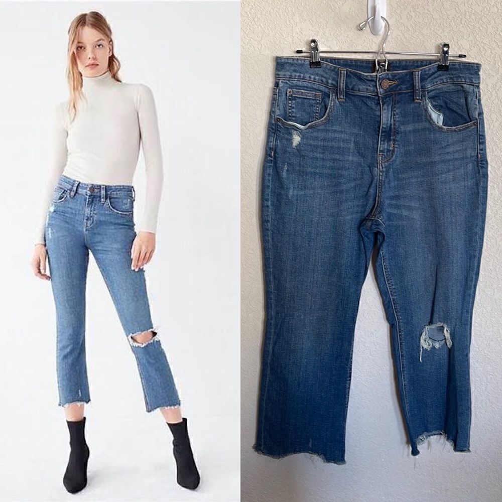 BDG-Urban Outfitters-Kick Flare High-Rise Ripped Cropped Jean, Medium Wash Sz 31